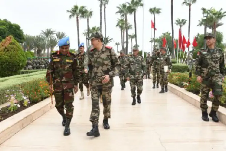 المفتش العام للقوات المسلحة الملكية يتباحث مع قائد قوة البعثة الأممية بالأقاليم الجنوبية للمملكة