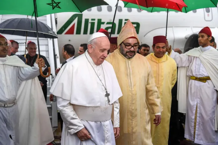 المغرب، بقيادة جلالة الملك، يعزز مكانته كنموذج للحوار بين الأديان والحضارات