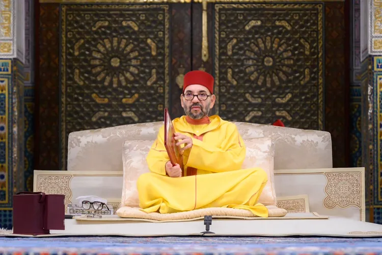 أمير المؤمنين يهنئ ملوك ورؤساء وأمراء الدول الإسلامية بمناسبة حلول شهر رمضان المبارك