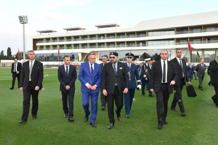 موقع إخباري نيجيري يشيد برؤية جلالة الملك لتطوير كرة القدم المغربية