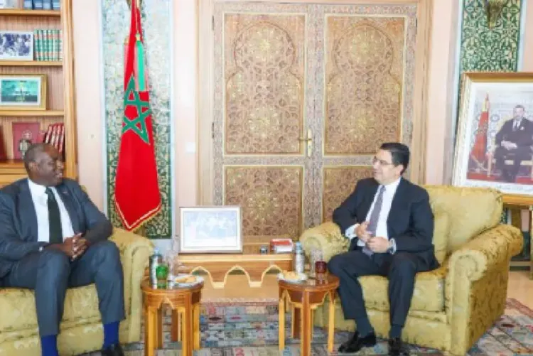 المملكة المتحدة تشيد بريادة جلالة الملك في تعزيز العلاقات الثنائية والنهوض بالاستقرار الإقليمي ودينامية التنمية الوطنية