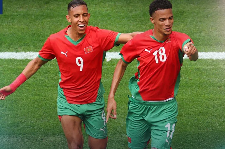 أمير ريتشاردسون ضمن اهتمامات توتنهام الإنجليزي