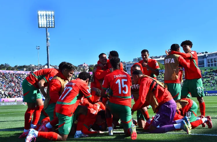 مونديال (الشيلي 2025 ) لأقل من 20 سنة ..المنتخب المغربي يتجاوز نظيره الفرنسي (5-4 الضربات الترجيحية) ويعبر الى النهائي محققا إنجازا تاريخيا غير مسبوق لكرة القدم المغربية