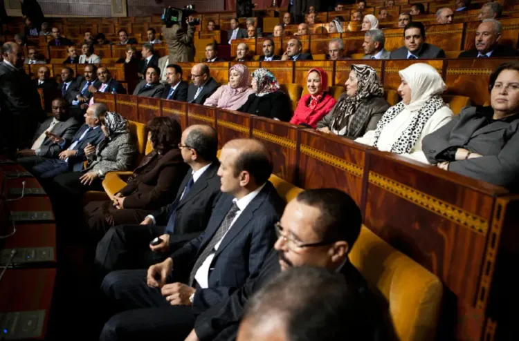 المنظومة الانتخابية .. نحو إقرار آليات إضافية لدعم تمثيلية النساء داخل المؤسسة النيابية وتعزيز مشاركتهن في عملية تأسيس الأحزاب السياسية