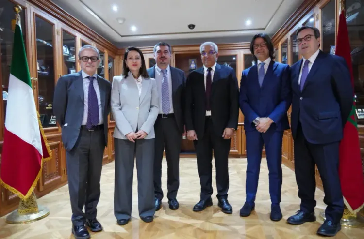 النائب الأول لرئيس مجلس المستشارين يجري مباحثات مع وفد برلماني إيطالي
