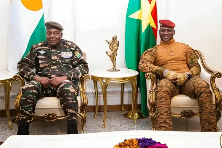 النيجر وبوركينا فاسو تعلنان انسحابهما من مجموعة دول الساحل الخمس