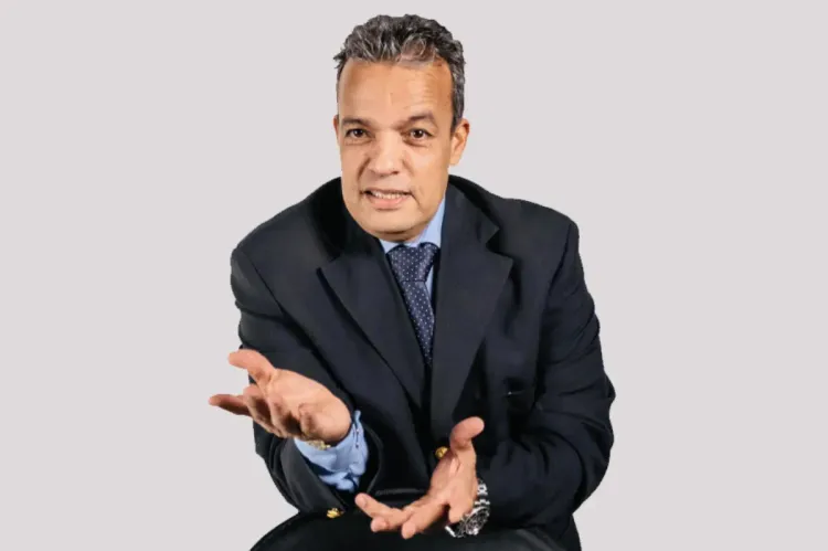 تنصيب البروفيسور اليزيد محسن قنصلا فخريا للمملكة بلوزان