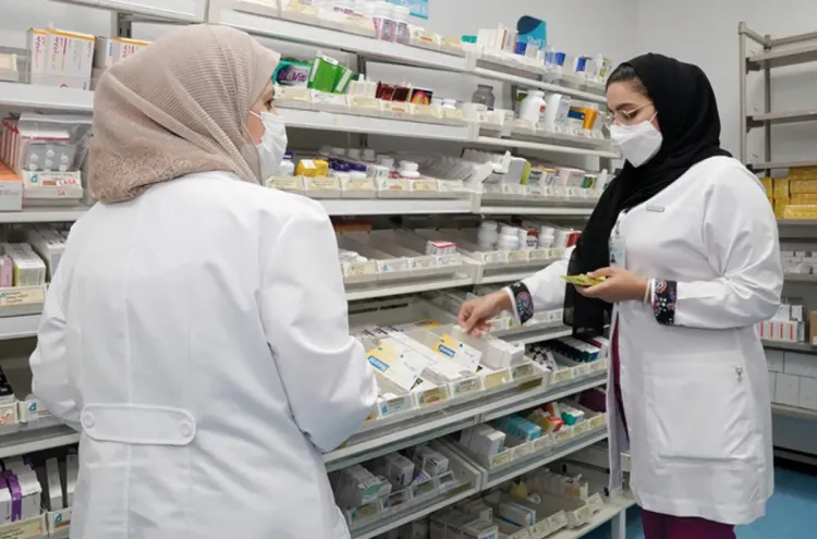 الدورة 11 لليوم الوطني للصيدلاني لدكالة بالجديدة تحت شعار دور الصيدلاني في المنظومة الصحية الجديدة بالمغرب