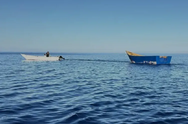اليونان.. مصرع ثلاثة مهاجرين في انقلاب قارب