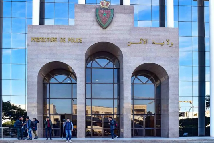 أمن البيضاء يحبط محاولة للتهريب الدولي عبر المسالك البحرية لحوالي طنين من مخدر الشيرا