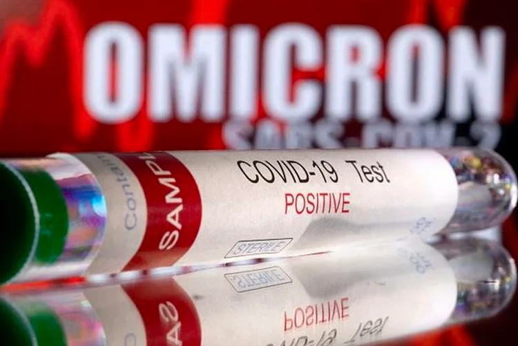 أوميكرون في صنفه الفرعي يستدعي اليقظة أكثر من القلق