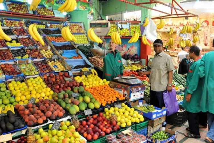 تعبئة مكثفة لتتبع ومراقبة أسعار السلع المعروضة وجودتها بعمالة وجدة - أنجاد