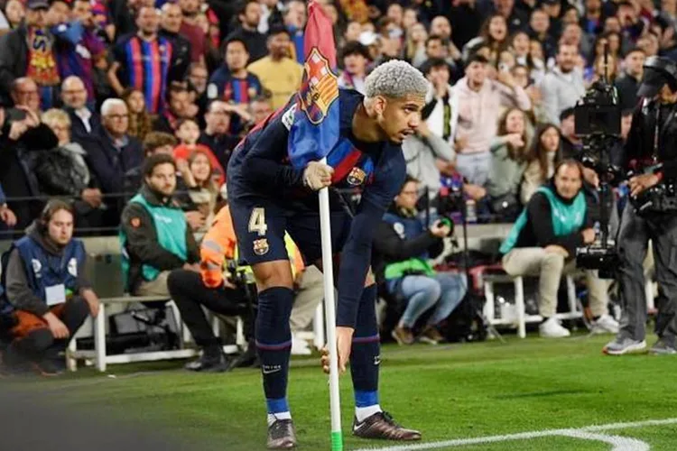 برشلونة يحسم الكلاسيكو ويقترب من اللقب