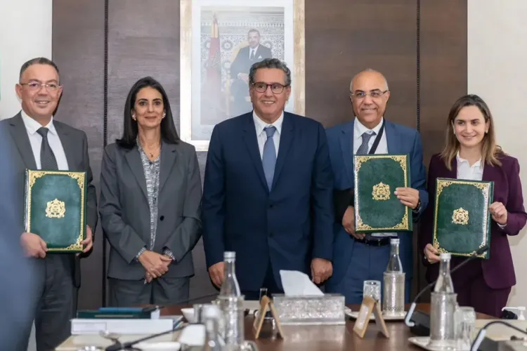 التوقيع على اتفاقية لتعزيز التكوين الجامعي في المجالات الرقمية