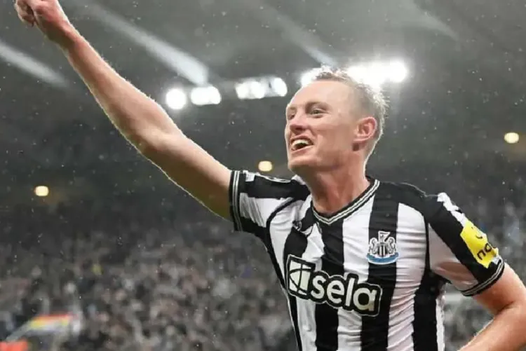 بطولة إنجلترا لكرة القدم.. ليدز يضم لونغستاف قادما من نيوكاسل