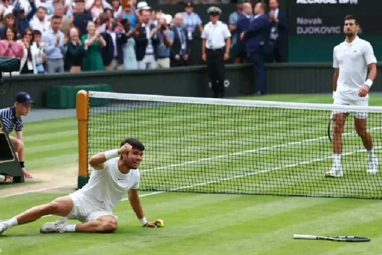 بطولة ويمبلدون لكرة المضرب.. ألكاراس يعبر للربع بقلب تأخره أمام روبليف