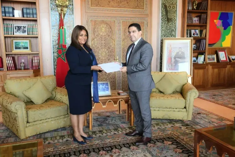 وزير الخارجية يستقبل المستشارة ووزيرة الدولة بغينيا بيساو حاملة رسالة إلى جلالة الملك من الرئيس عمرو سيسوكو إمبالو