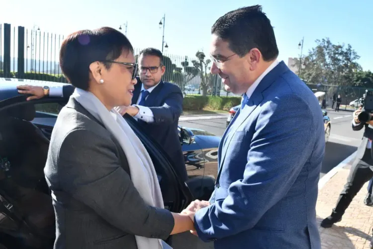 ناصر بوريطة يستقبل نظيرته الإندونيسية