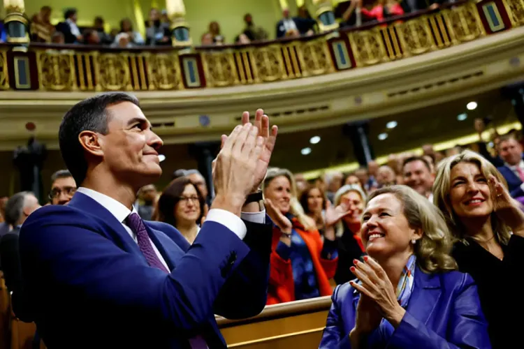 بيدرو سانشيز ينال ثقة البرلمان الإسباني لتشكيل حكومة جديدة