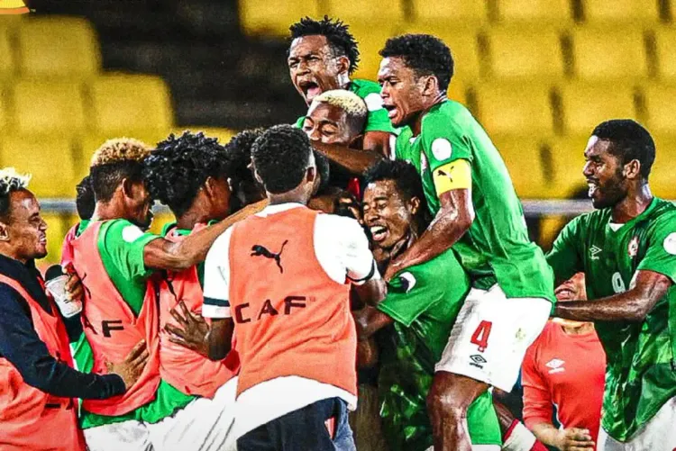 بطولة أمم إفريقيا للمحليين 2024 (ربع النهائي).. مدغشقر تتأهل إلى نصف النهائي بتغلبها على كينيا بضربات الترجيح (4-3)