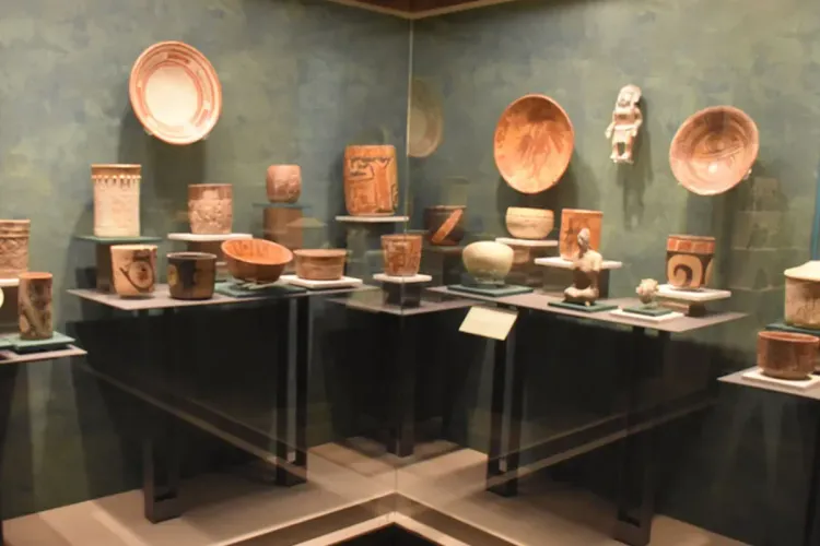 الحكومة المكسيكية تستعيد 428 قطعة أثرية من الولايات المتحدة الأمريكية