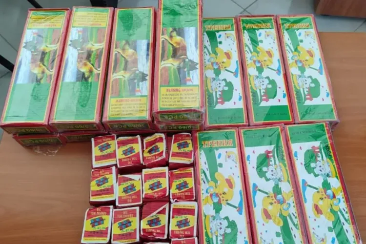 بوجدور: توقيف شخص يشتبه تورطه في حيازة وترويج الشهب النارية المهربة