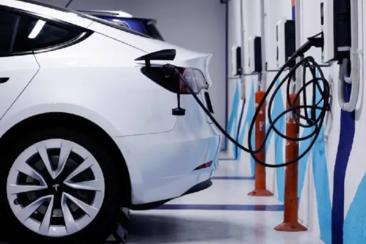 السيارات الكهربائية تستحوذ على 15 بالمائة من مبيعات السيارات الجديدة بالاتحاد الأوروبي