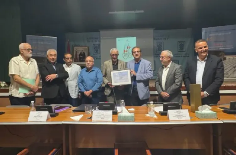 تكريم الفنان عبد الكريم الوزاني خلال الدورة الـ46 لموسم أصيلة الثقافي الدولي