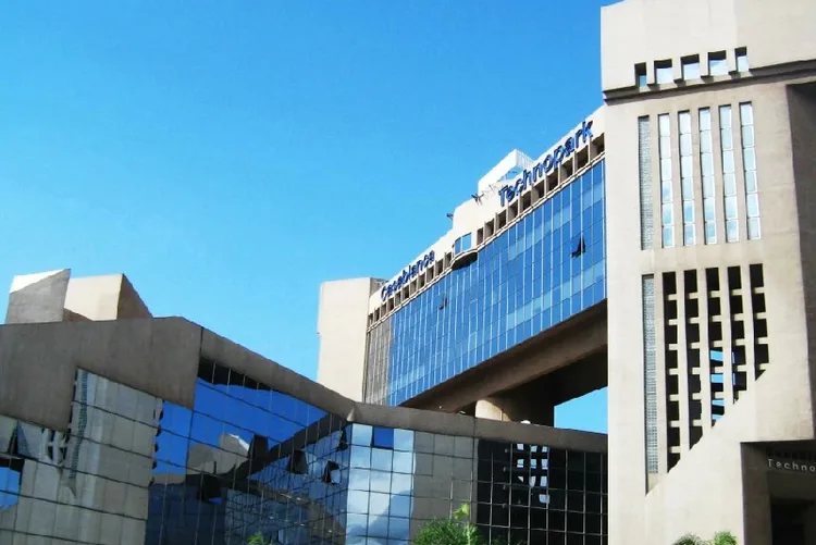 الدار البيضاء.. تعزيز الابتكار والتماسك الاجتماعي محور لقاء بين مسؤولي "تكنوبارك" و"ميتروبول إيكس مرسيليا بروفانس"