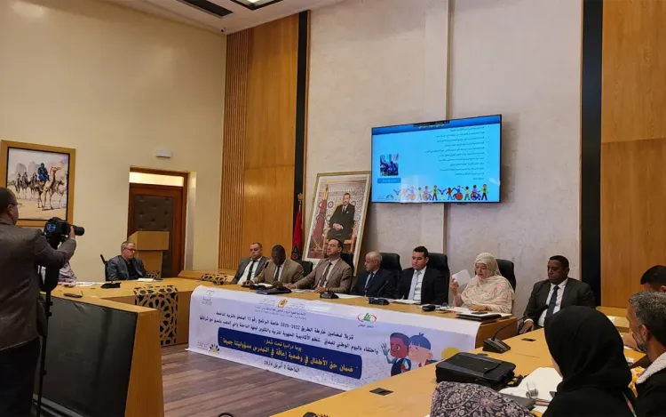 تمدرس الأطفال في وضعية إعاقة محور يوم دراسي بالداخلة