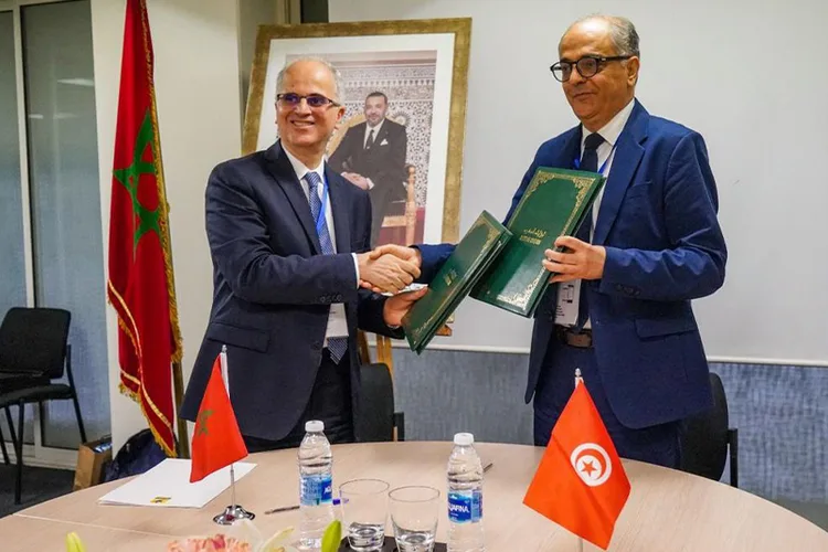 مجموعة بريد المغرب توقع مذكرتي تفاهم مع البريد التونسي والموريتاني