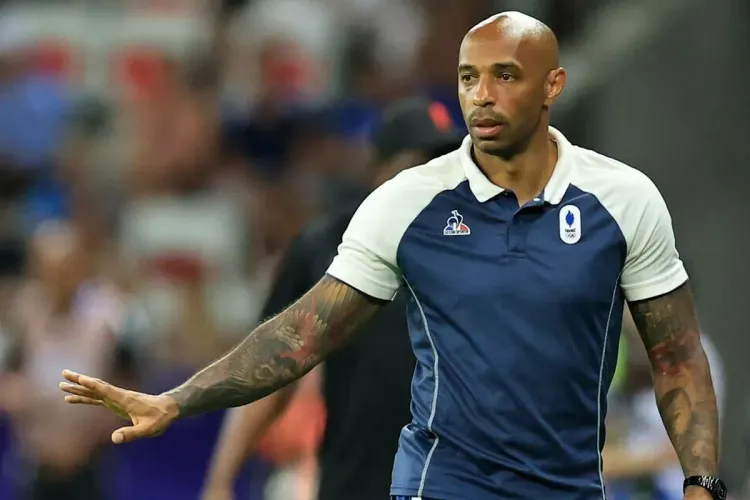 تييري هنري يترك منصبه كمدرب للمنتخب الفرنسي الأولمبي لكرة القدم