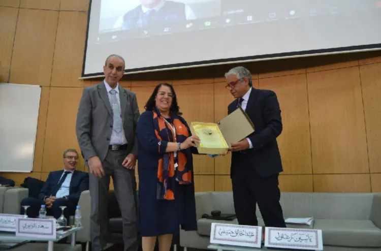 جامعة محمد الأول بوجدة وجمعية كفاءات مغاربة العالم يوقعان اتفاقية شراكة