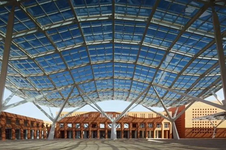 جامعة محمد السادس متعددة التخصصات التقنية ببنجرير تفوز بأربع ميداليات ذهبية في منافسات الابتكار بألمانيا