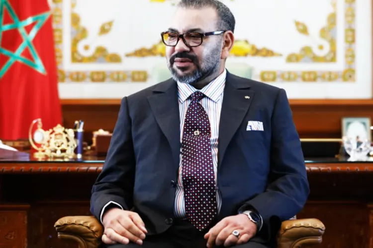 جلالة الملك محمد السادس يعزي أفراد أسرة المرحوم عبد الحق الخيام