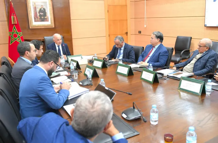 وزير التربية الوطنية والتعليم يعقد لقاء تواصليا مع الهيئات الممثلة لجمعيات أمهات وآباء وأولياء التلاميذ