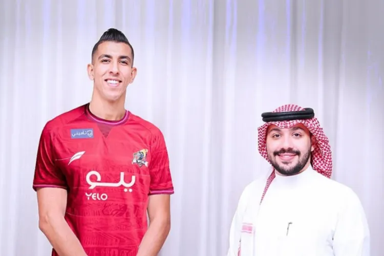 الوحدة السعودي يعلن تقاعده مع جواد الياميق