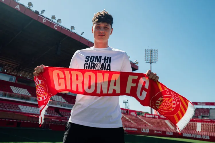 جيرونا يتعاقد مع التشيكي كريتشي