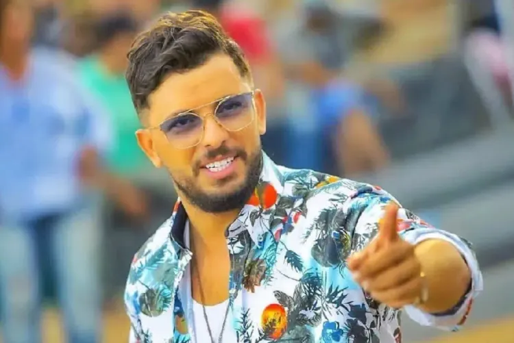 مهرجان "أوريونتاليس".. حاتم عمور يلهب حماس الجمهور بفضاء الميناء القديم بمونتريال