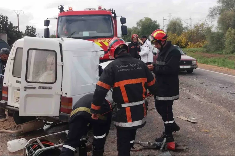 قلعة السراغنة: مصرع 5 أشخاص وإصابة آخرين في حادث سير