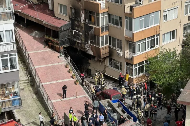 تركيا: توقيف ستة أشخاص على خلفية حريق بإسطنبول