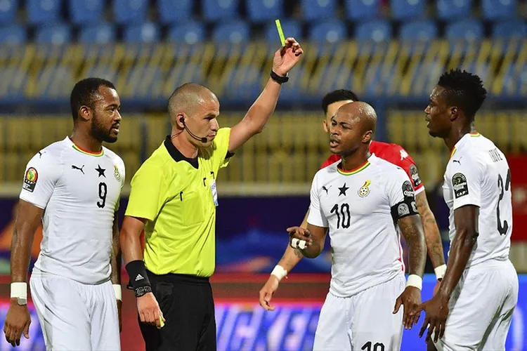 الفيفا تكشف عن الطاقم التحكيمي لمبارتي الدور الفاصل بين المغرب و الكونغو الديمقراطية