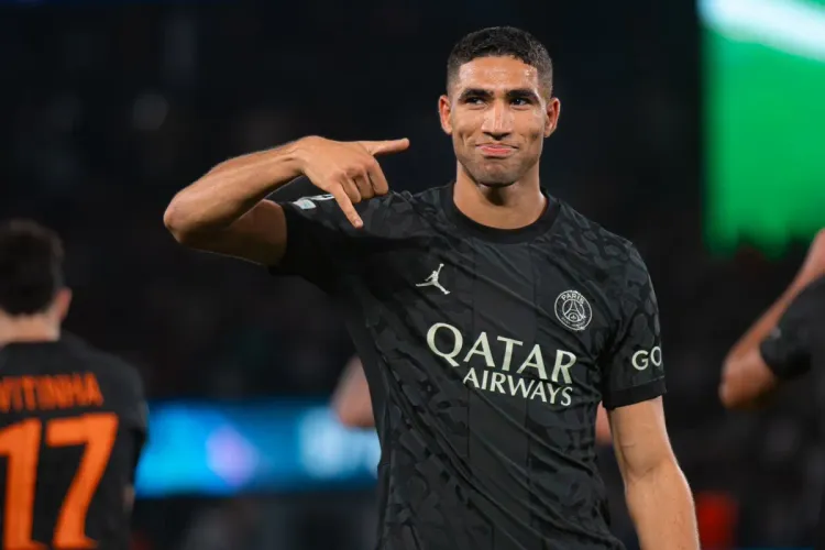 أشرف حكيمي يصنف كأفضل ظهير أيمن في العالم