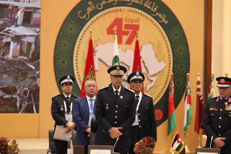 السيد الحموشي يلتقي قادة الشرطة والأمن العرب بطنجة، ويتباحث معهم آليات تطوير التعاون الأمني العربي