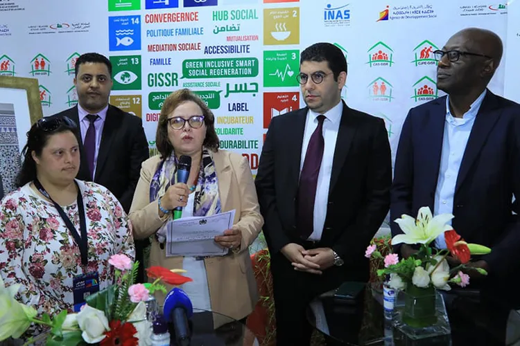 المعرض الدولي للنشر والكتاب 2022 : السيدة عواطف حيار تعطي الانطلاقة الرسمية لجائزة الرواق الولوج والدامج للأشخاص في وضعية إعاقة