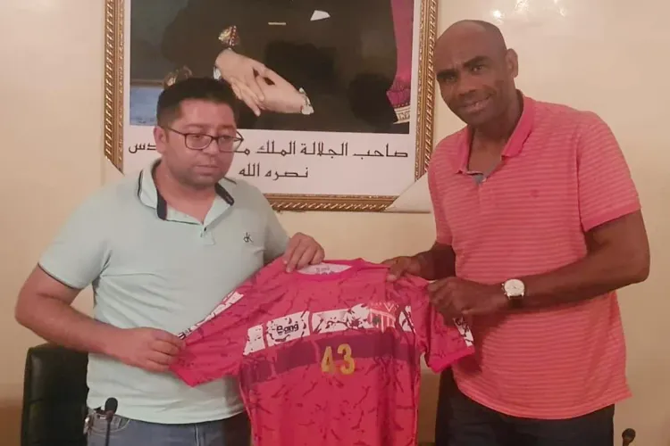 خالد فوهامي يدرب شباب أطلس خنيفرة