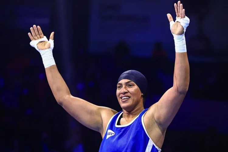 الملاكمة المغربية خديجة المرضي تتأهل إلى ربع نهائي أولمبياد باريس