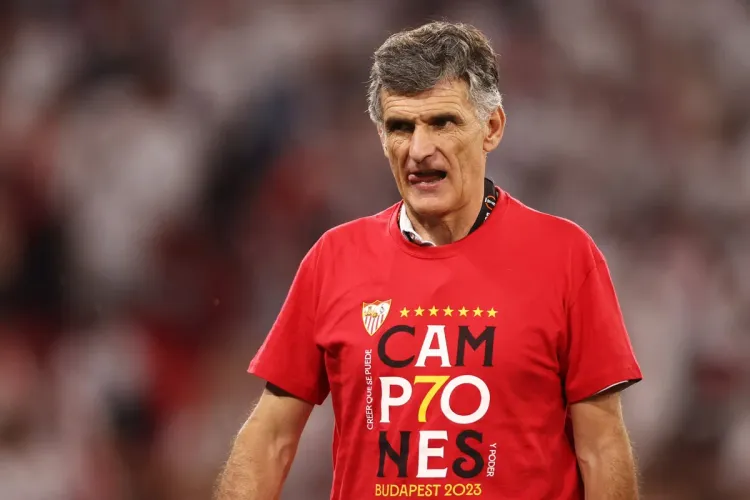 اشبيلية يقيل مدربه خوسيه لويس مينديليبار