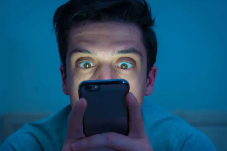 دراسة تكشف وجود علاقة بين التعرض للضوء الاصطناعي ليلا والاكتئاب