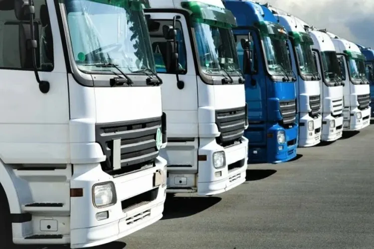 بدء عملية التسجيل للحصول على الدعم الإضافي لمهنيي النقل الطرقي